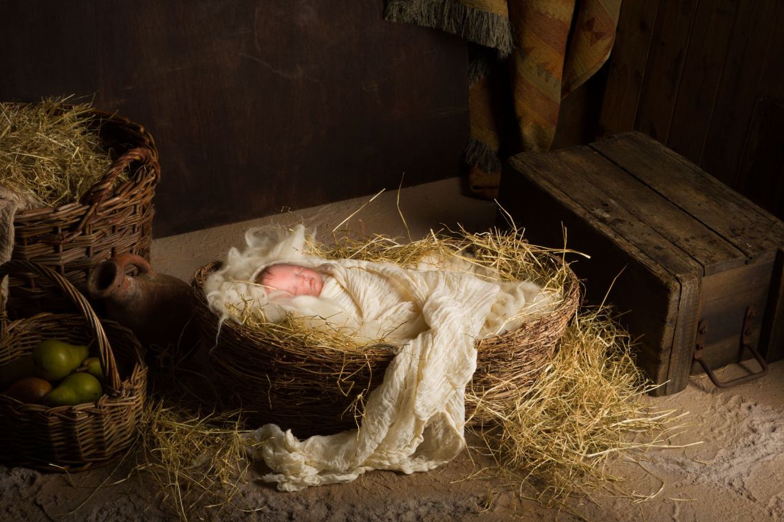În așteptarea lui Isus sau a lui Moș Crăciun?