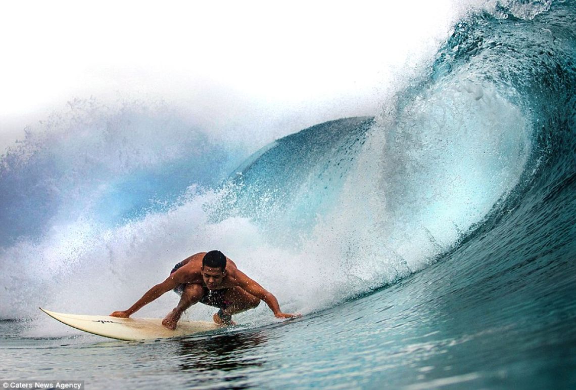 Voință fără limite - povestea surfer-ului orb Derek Rabelo