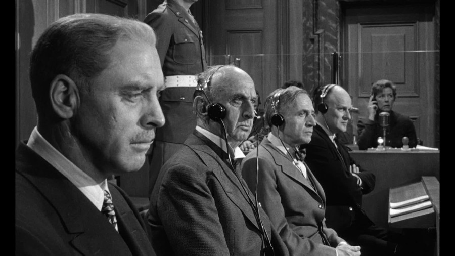 Fabricile morții și fabricile dreptății — Judgment at Nuremberg